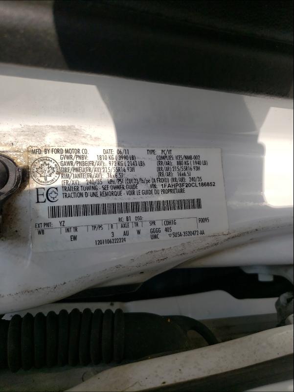 Photo 9 VIN: 1FAHP3F20CL186852 - FORD FOCUS SE 