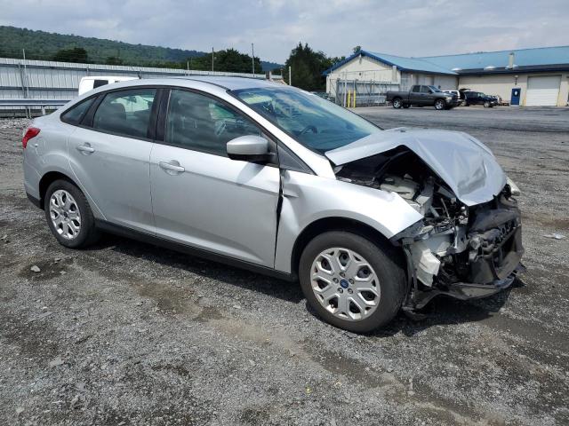 Photo 3 VIN: 1FAHP3F20CL213533 - FORD FOCUS SE 