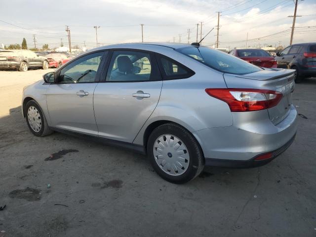 Photo 1 VIN: 1FAHP3F20CL236195 - FORD FOCUS SE 