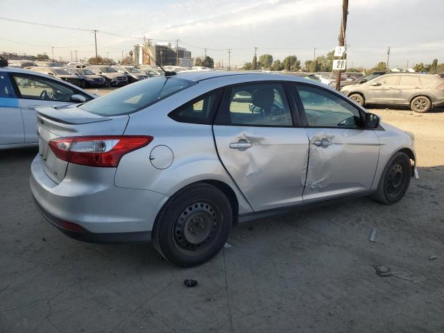 Photo 2 VIN: 1FAHP3F20CL236195 - FORD FOCUS SE 