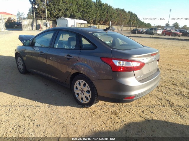 Photo 2 VIN: 1FAHP3F20CL247939 - FORD FOCUS 