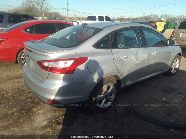 Photo 3 VIN: 1FAHP3F20CL249657 - FORD FOCUS 