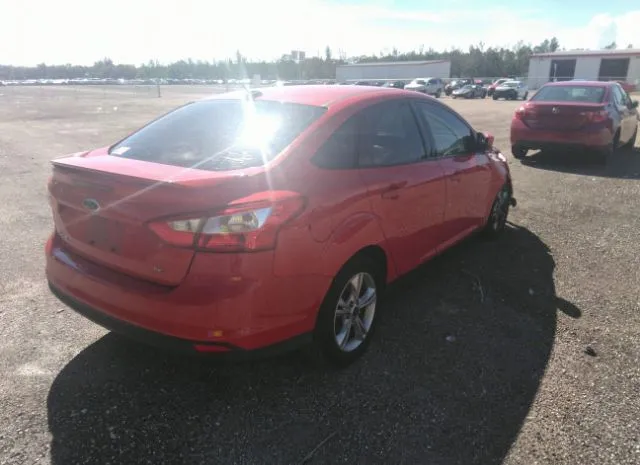 Photo 3 VIN: 1FAHP3F20CL307900 - FORD FOCUS 