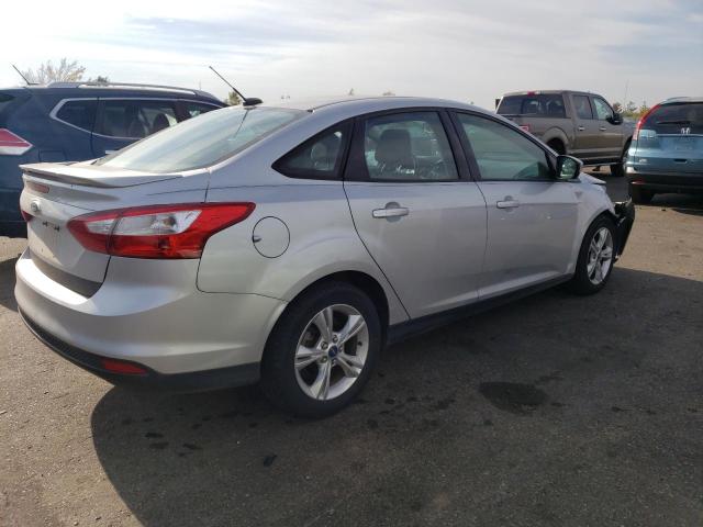 Photo 2 VIN: 1FAHP3F20CL310988 - FORD FOCUS SE 