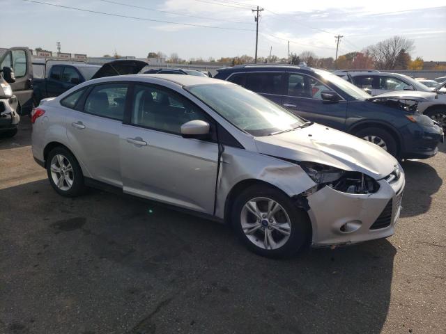 Photo 3 VIN: 1FAHP3F20CL310988 - FORD FOCUS SE 