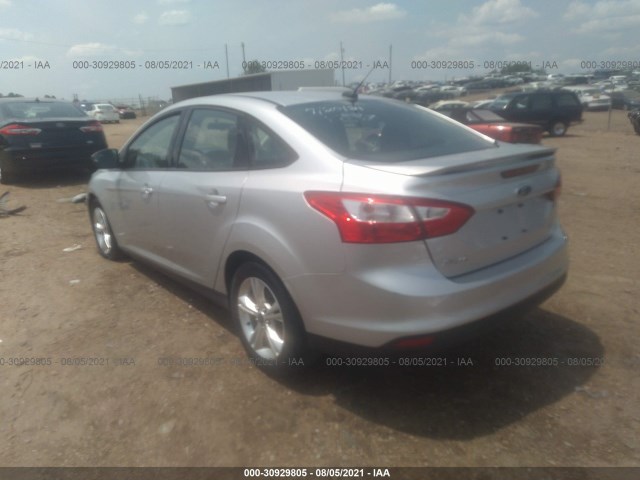 Photo 2 VIN: 1FAHP3F20CL336104 - FORD FOCUS 