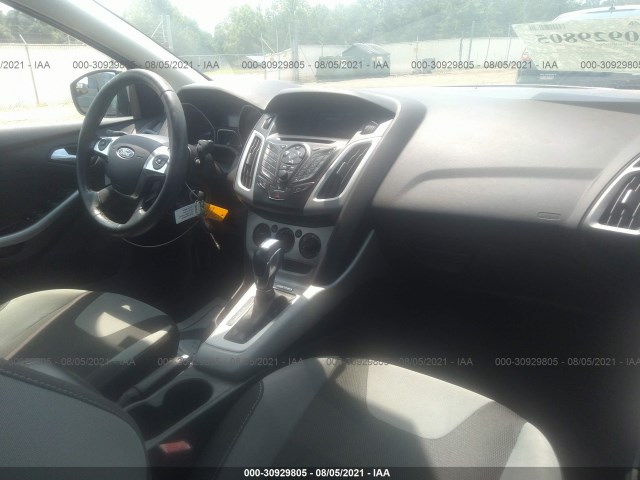 Photo 4 VIN: 1FAHP3F20CL336104 - FORD FOCUS 