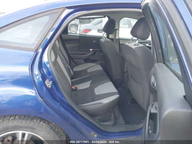 Photo 7 VIN: 1FAHP3F20CL361875 - FORD FOCUS 