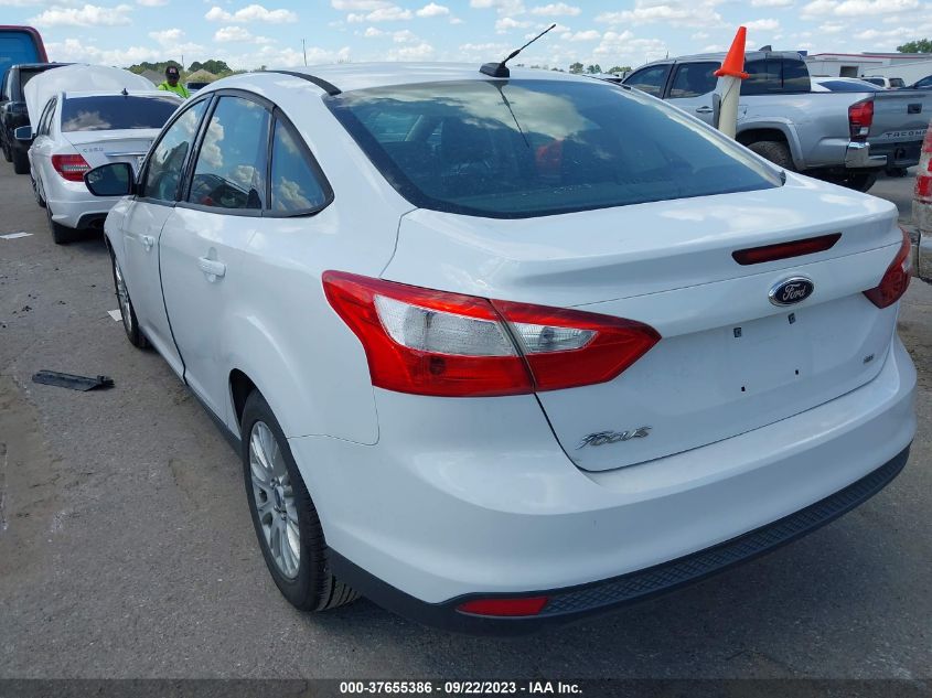 Photo 2 VIN: 1FAHP3F20CL379356 - FORD FOCUS 