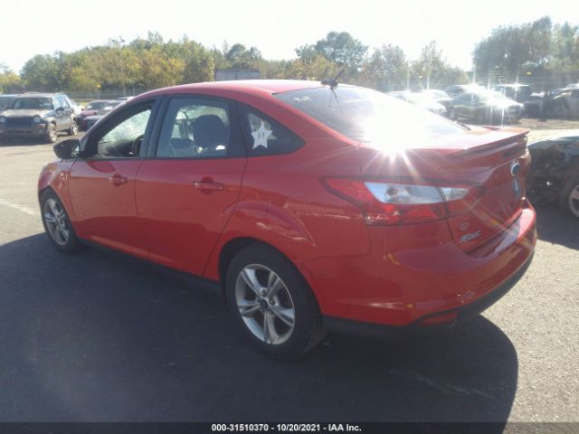 Photo 2 VIN: 1FAHP3F20CL384427 - FORD FOCUS 