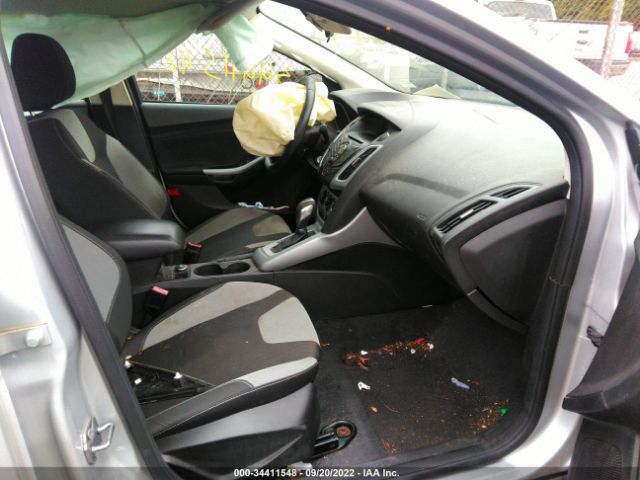 Photo 4 VIN: 1FAHP3F20CL389661 - FORD FOCUS 