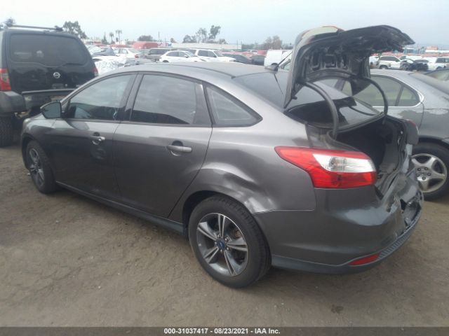 Photo 2 VIN: 1FAHP3F20CL400514 - FORD FOCUS 