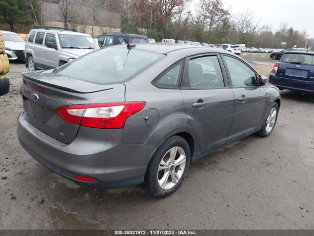 Photo 3 VIN: 1FAHP3F20CL432279 - FORD FOCUS 