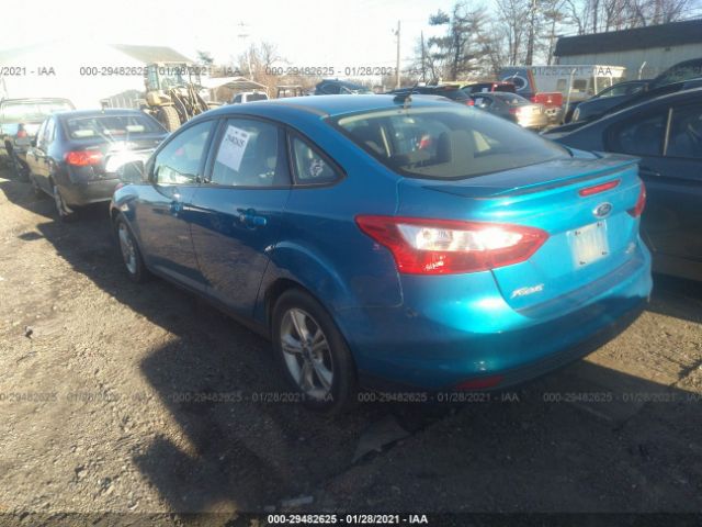 Photo 2 VIN: 1FAHP3F20CL433951 - FORD FOCUS 