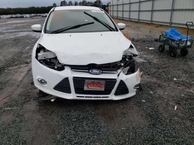 Photo 4 VIN: 1FAHP3F20CL454783 - FORD FOCUS SE 