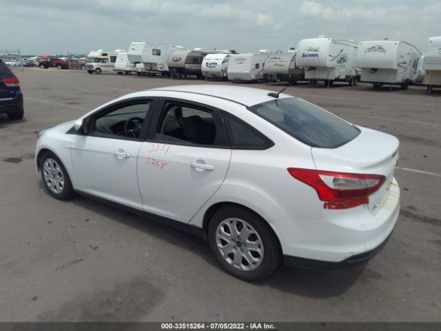 Photo 2 VIN: 1FAHP3F20CL467713 - FORD FOCUS 