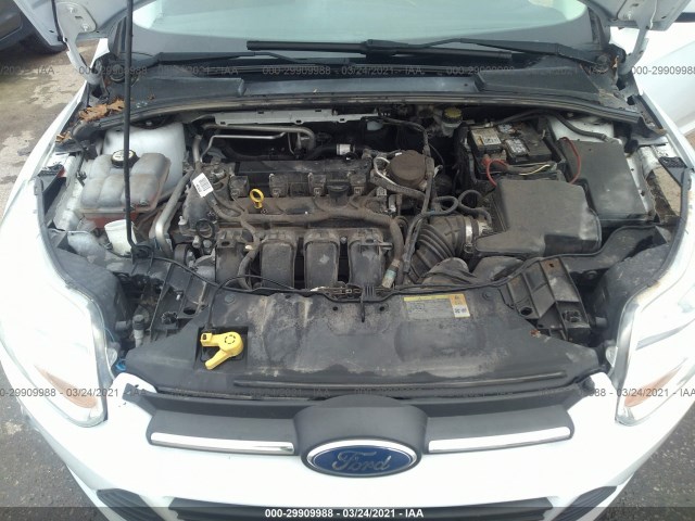 Photo 9 VIN: 1FAHP3F21CL122724 - FORD FOCUS 