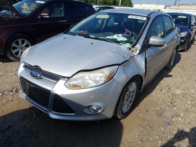 Photo 1 VIN: 1FAHP3F21CL142018 - FORD FOCUS SE 