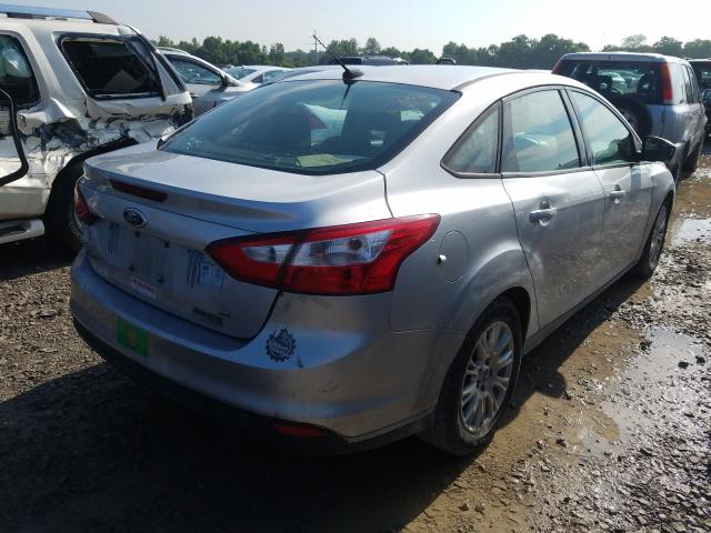 Photo 3 VIN: 1FAHP3F21CL142018 - FORD FOCUS SE 