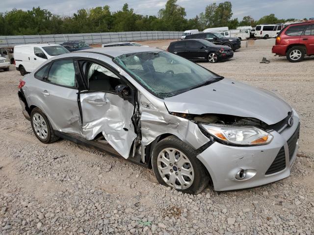 Photo 3 VIN: 1FAHP3F21CL153925 - FORD FOCUS SE 