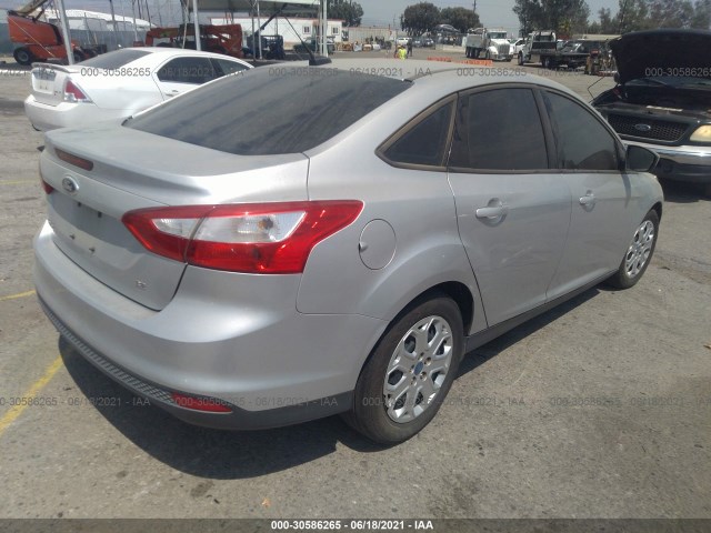 Photo 3 VIN: 1FAHP3F21CL184642 - FORD FOCUS 