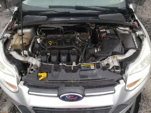 Photo 6 VIN: 1FAHP3F21CL212021 - FORD FOCUS 