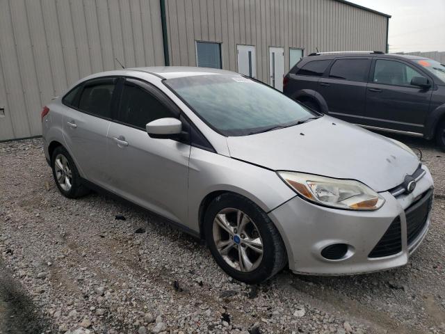 Photo 3 VIN: 1FAHP3F21CL214710 - FORD FOCUS SE 