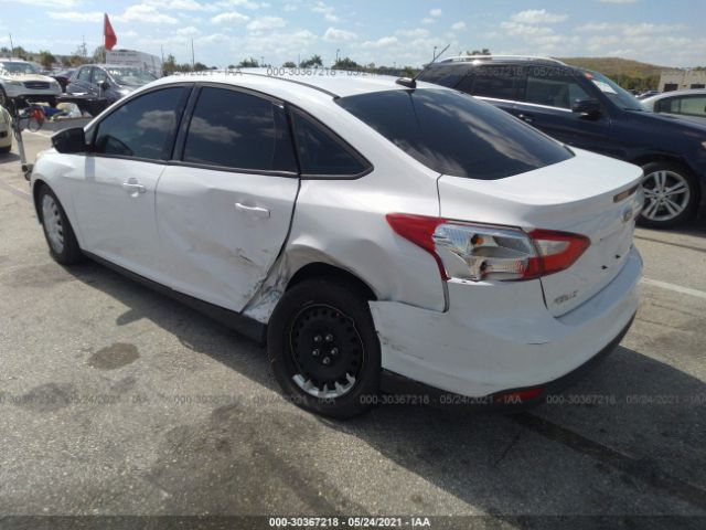 Photo 2 VIN: 1FAHP3F21CL217235 - FORD FOCUS 