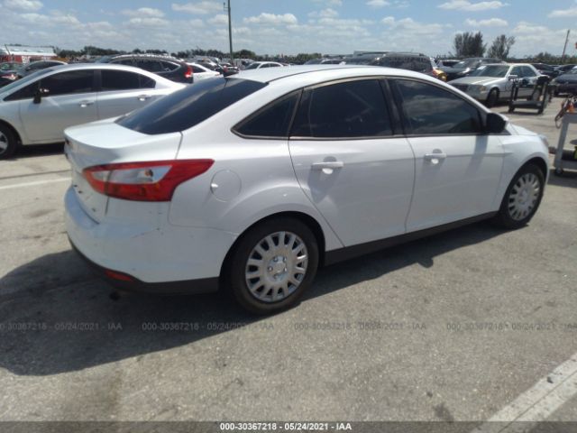 Photo 3 VIN: 1FAHP3F21CL217235 - FORD FOCUS 