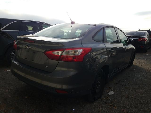 Photo 3 VIN: 1FAHP3F21CL217316 - FORD FOCUS SE 