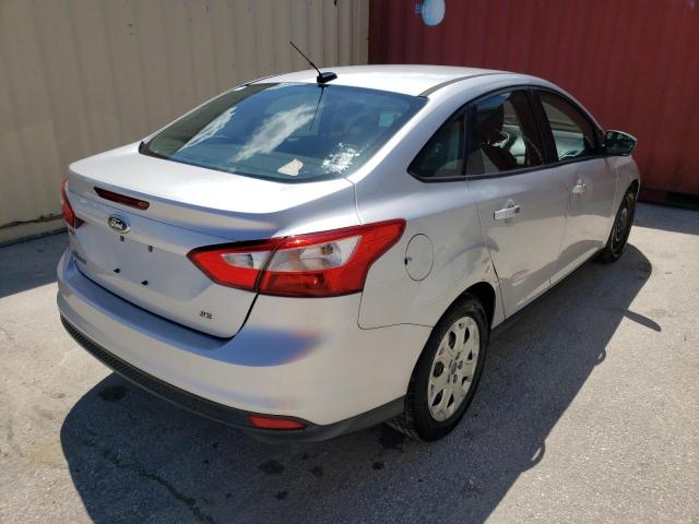 Photo 3 VIN: 1FAHP3F21CL217459 - FORD FOCUS SE 