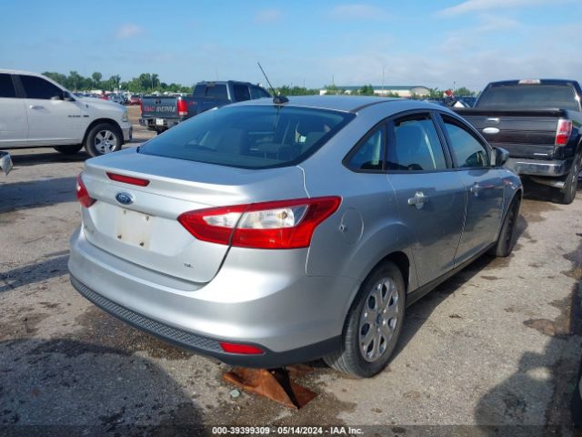 Photo 3 VIN: 1FAHP3F21CL217736 - FORD FOCUS 