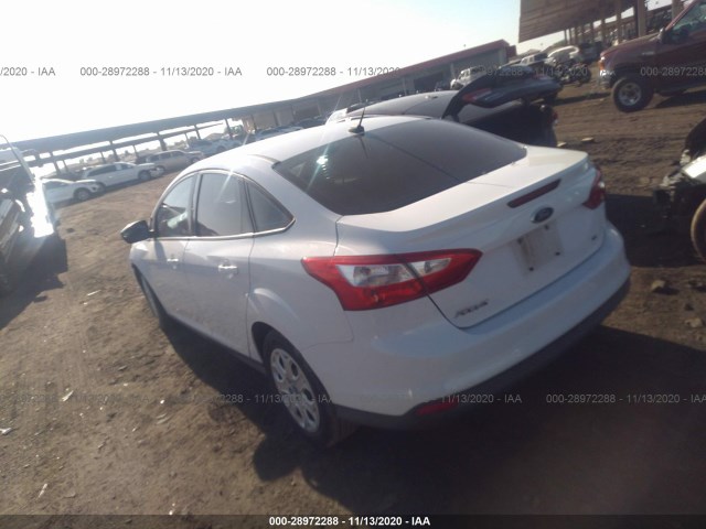 Photo 2 VIN: 1FAHP3F21CL227862 - FORD FOCUS 