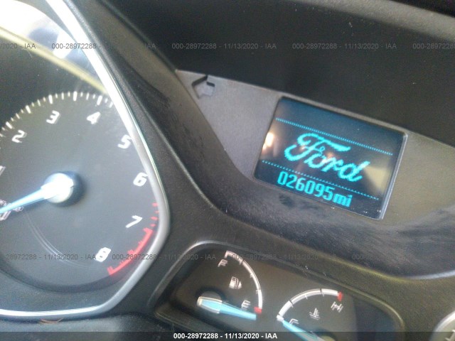 Photo 6 VIN: 1FAHP3F21CL227862 - FORD FOCUS 