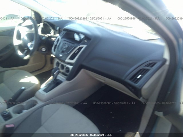 Photo 4 VIN: 1FAHP3F21CL231944 - FORD FOCUS 