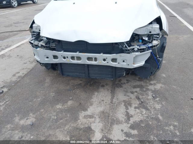 Photo 5 VIN: 1FAHP3F21CL258562 - FORD FOCUS 