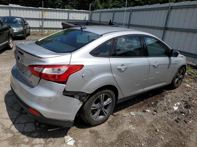 Photo 2 VIN: 1FAHP3F21CL299645 - FORD FOCUS SE 