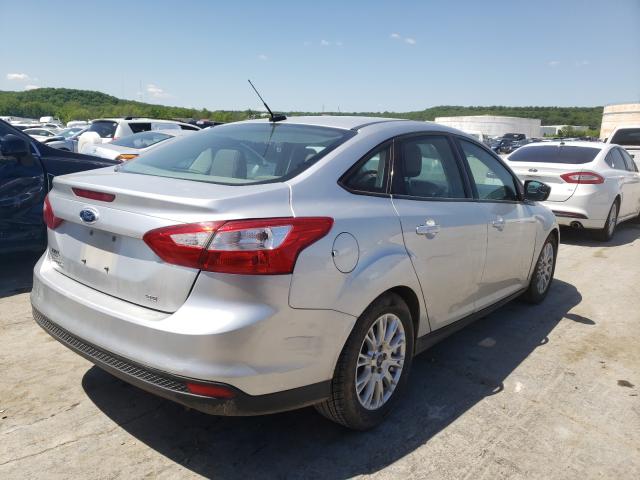 Photo 3 VIN: 1FAHP3F21CL333616 - FORD FOCUS SE 