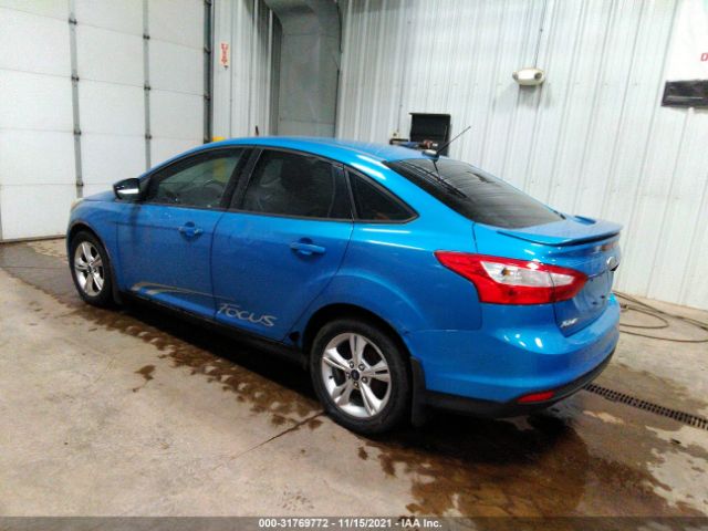 Photo 2 VIN: 1FAHP3F21CL334815 - FORD FOCUS 