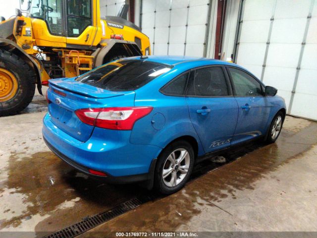 Photo 3 VIN: 1FAHP3F21CL334815 - FORD FOCUS 