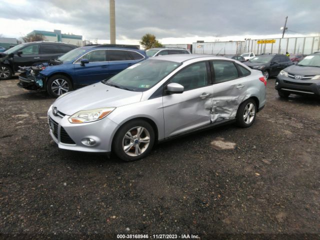 Photo 1 VIN: 1FAHP3F21CL407262 - FORD FOCUS 