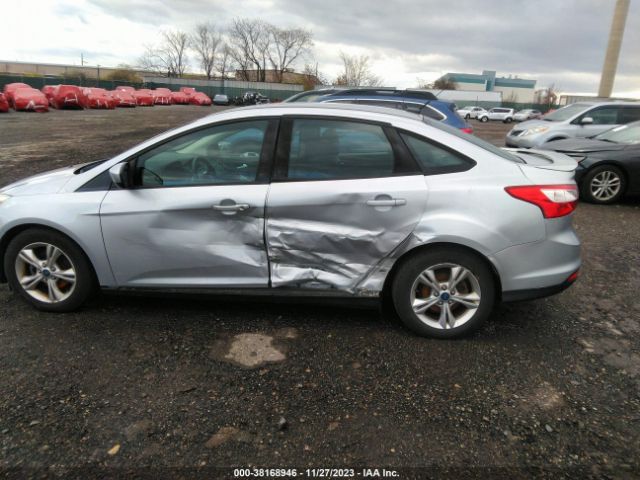 Photo 5 VIN: 1FAHP3F21CL407262 - FORD FOCUS 