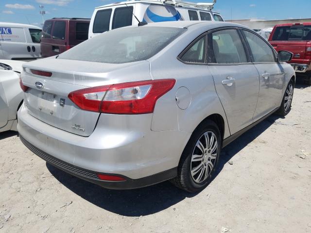 Photo 3 VIN: 1FAHP3F21CL414177 - FORD FOCUS SE 