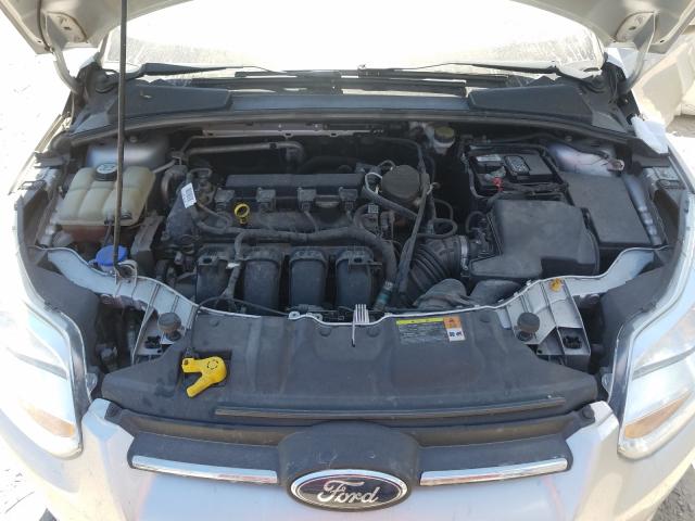 Photo 6 VIN: 1FAHP3F21CL414177 - FORD FOCUS SE 