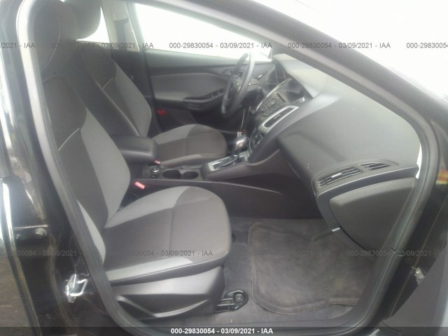 Photo 4 VIN: 1FAHP3F21CL465761 - FORD FOCUS 