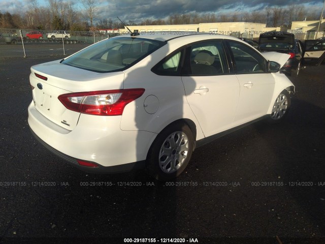 Photo 3 VIN: 1FAHP3F21CL469857 - FORD FOCUS 