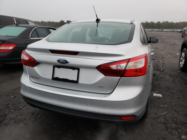 Photo 8 VIN: 1FAHP3F22CL124689 - FORD FOCUS 