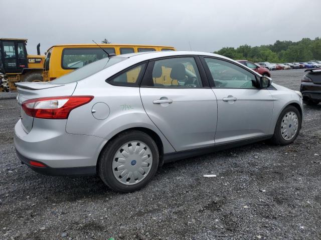 Photo 2 VIN: 1FAHP3F22CL125468 - FORD FOCUS SE 