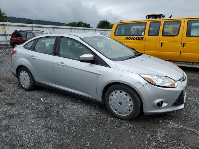 Photo 3 VIN: 1FAHP3F22CL125468 - FORD FOCUS SE 