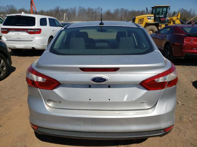 Photo 5 VIN: 1FAHP3F22CL191289 - FORD FOCUS SE 